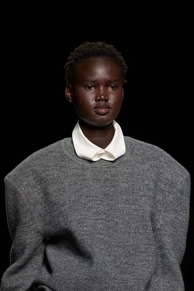 Look 32